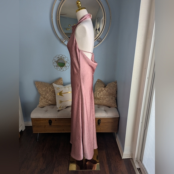 Vince Pink Halter Cowl Neck Dress - Picture 3 of 10